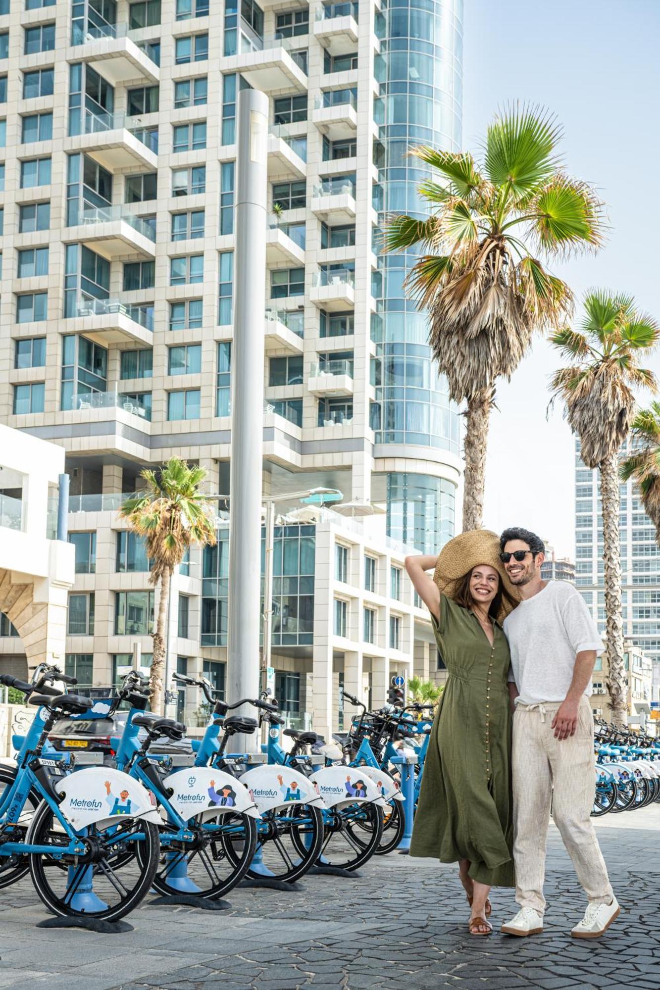 Royal Beach Hotel Tel Aviv By Isrotel Exclusive Exterior photo The View