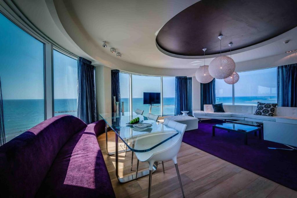 Royal Beach Hotel Tel Aviv By Isrotel Exclusive Exterior photo Suite at the W South Beach